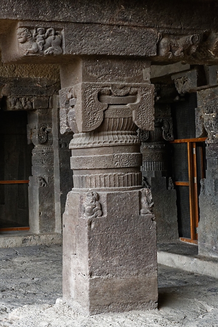 Grottes d'Ellora-Grottes bouddhistes-103